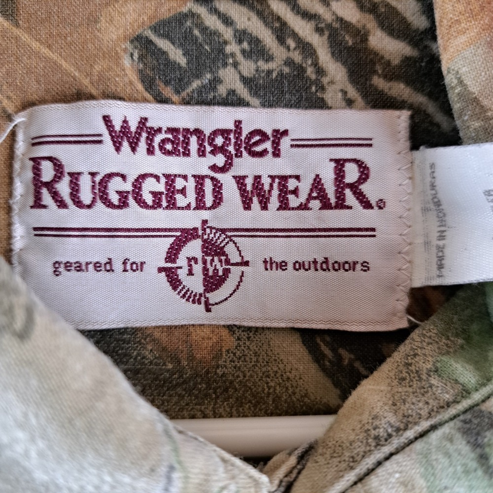 Wrangler Rugged Wear Camouflage Shirt Mens Size 2XLT‎ Woodland Green Long Sleeve - Picture 3 of 8